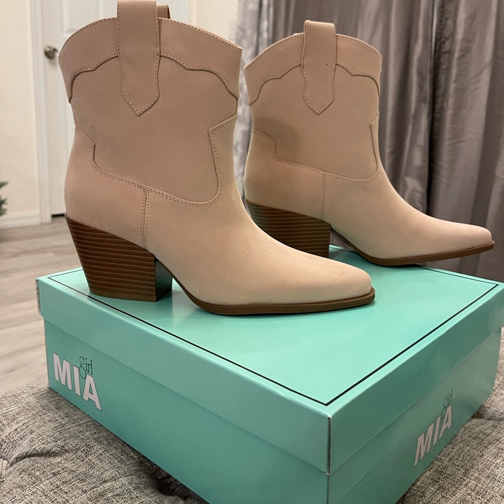 Shoes women cowboy/country style